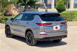 میتسوبیشی ئاوتلاندەر